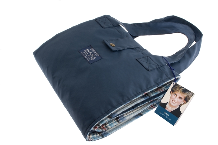 Diana Memorial Tartan Waterproof Backed Picnic Blanket - Click Image to Close